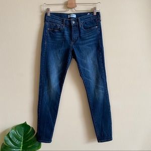 BANANA REPUBLIC Skinny Jeans Mid Rise Petite 27